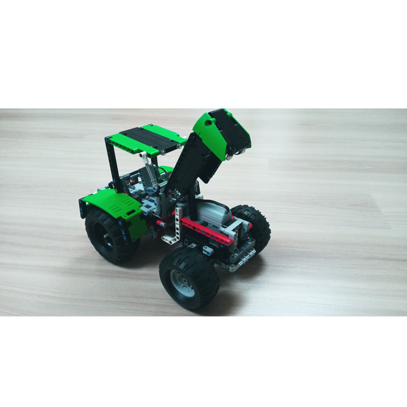 MOC-80667 Modello di Trattore  - Urban Farming Model recensione e prezzo